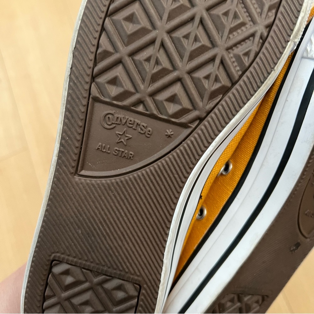Converse Yellow and White Sneakers Vibrant Style - Picture 7 of 7